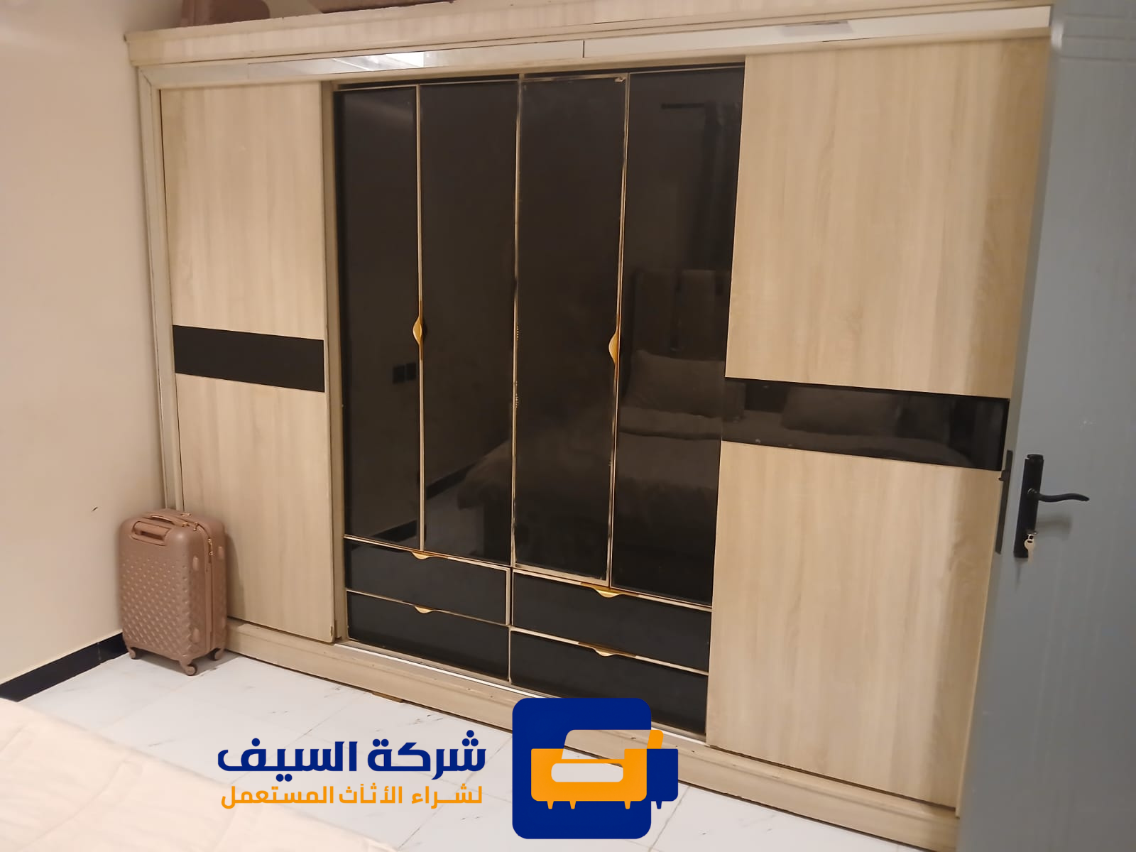 نشتري الاثاث المستعمل من غرف النوم والكنب والدواللب